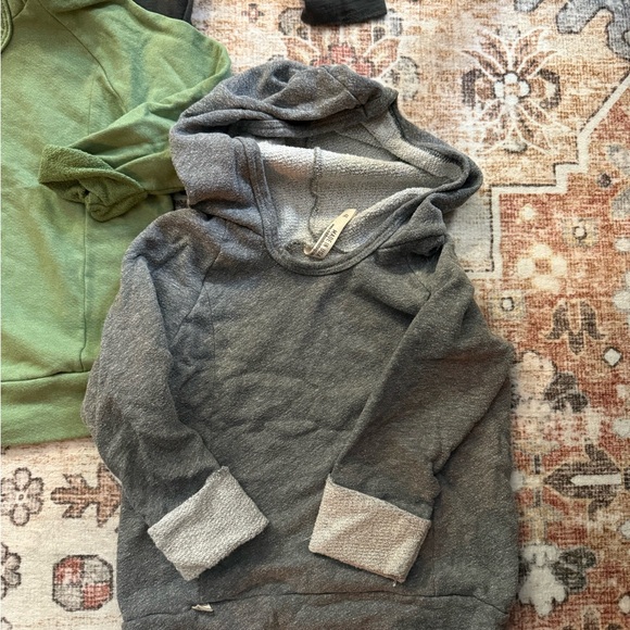4T Childhoods Hoodie Bundle of 5 Hoodies - Picture 6 of 6
